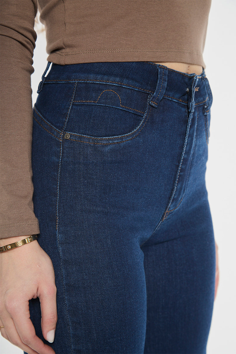 Jeans Tiro Alto Recto 5067